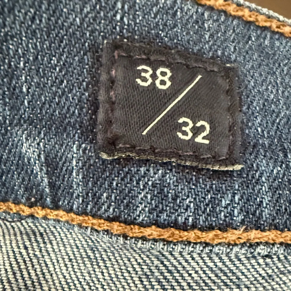 Lucky Brand Men’s Athletic Slim Straight Leg Jeans Size 38W x 32L Relaxed Fit